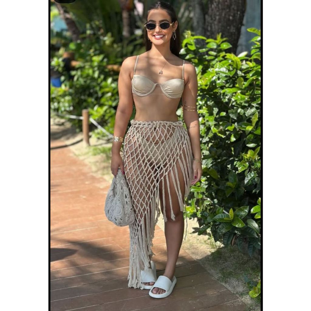 Saída de Praia Feminina, Saía em Crochê Artesanal Feminina. Saia Franja Bico Longo em Oferta na Shopee