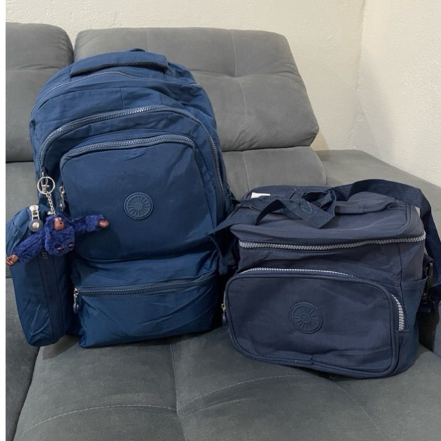 Kit Mochila + Lancheira térmica grande ideal para o trabalho , faculdade , viagens