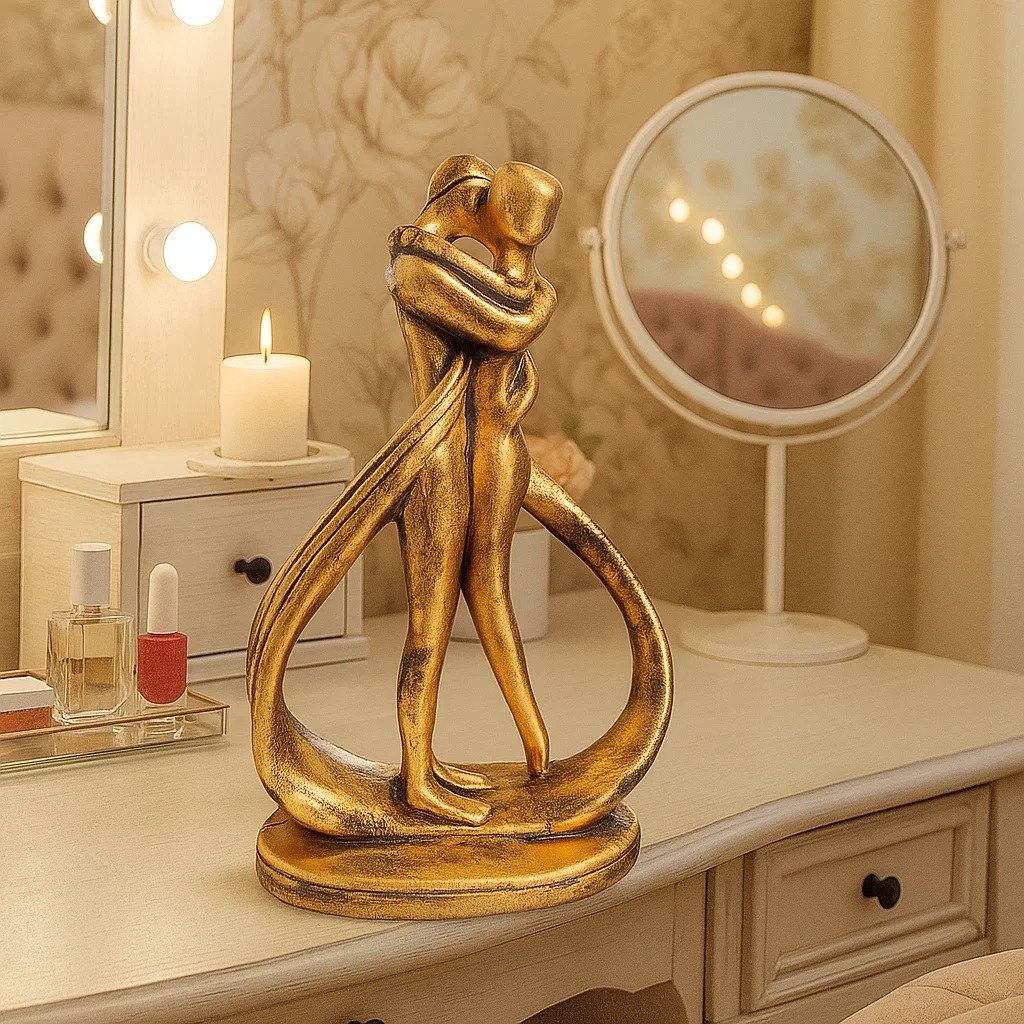 Estatueta Casal Abraçados Decoração Sala Quarto Enfeites Casa Decorativo FEITO NO BR