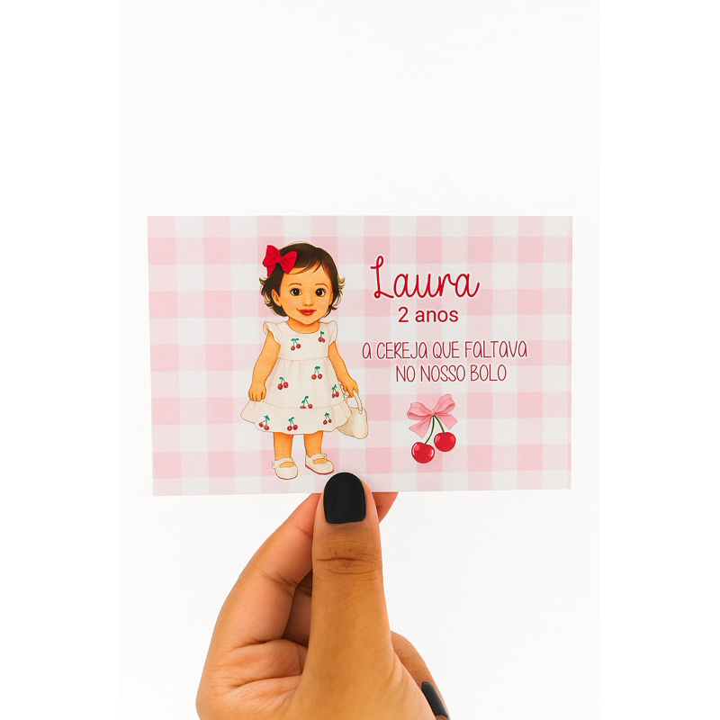 Rótulo Adesivo Personalizado Cerejinha para Cofrinho 10x6cm | Nome e Idade | Lembrancinha Infantil