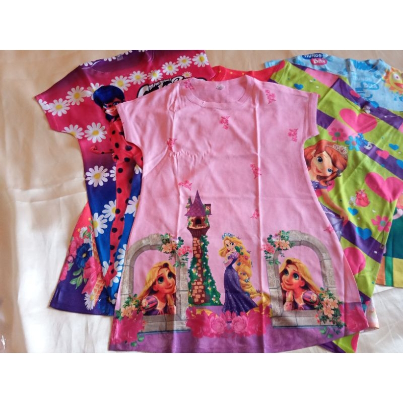 vestido personagens infantil Masha e o urso.