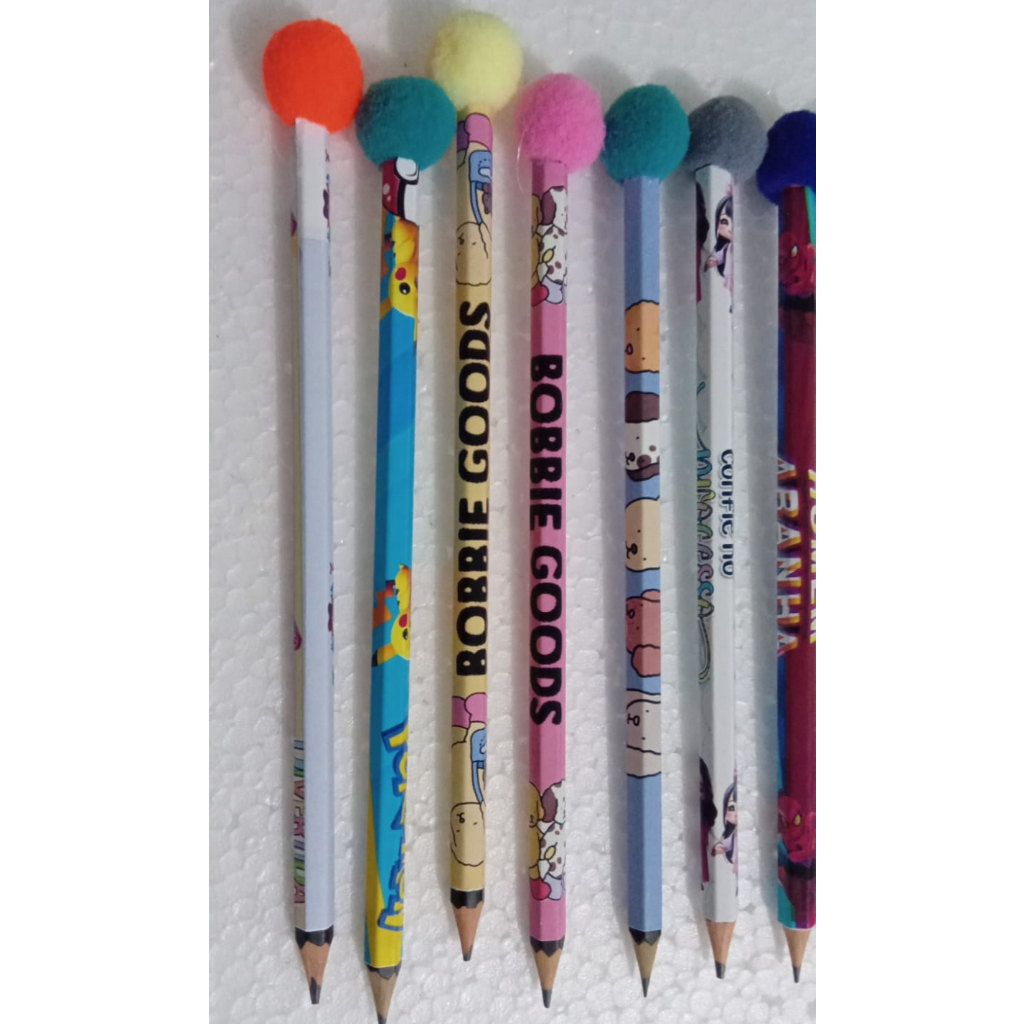 Lápis Personalizado com Ponteira de Pompom | Papelaria Criativa Lembrancinha Presente Infantil
