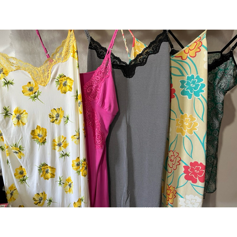 Camisola Vermelha Cetim - Comprar com Melhor Preço em Lingerie e Roupa Íntima