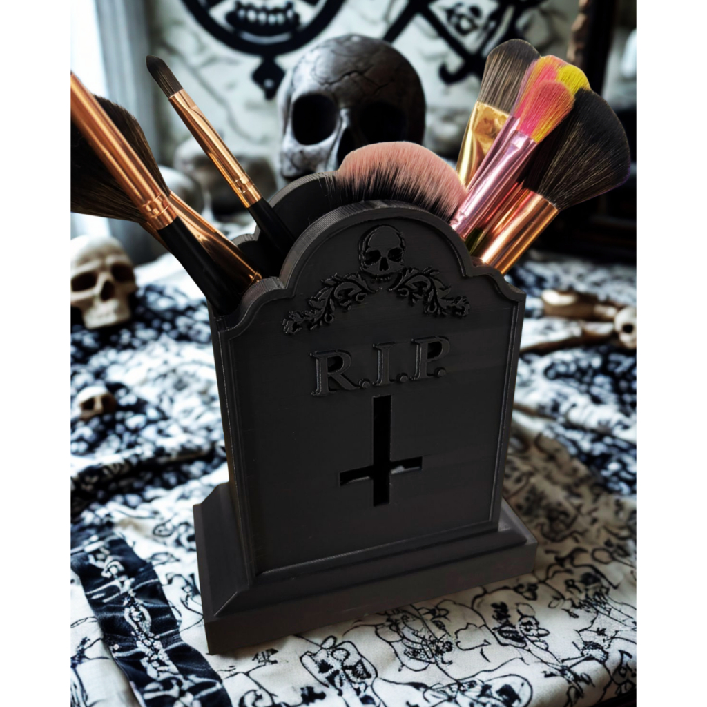 Lápide Porta-Pincéis/Canetas | Goth | Dark Decor | Halloween em Oferta na Shopee