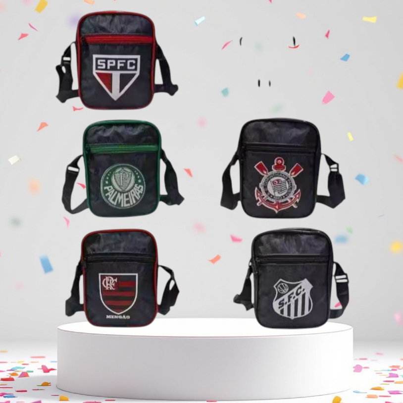 BAG BOLSINHA DO LADO TIME DE FUTEBOL   IMPERMEAVEL UNISSEX em Oferta na Shopee
