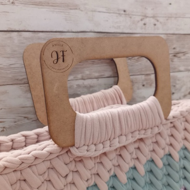 Alça em mdf personalizada para bolsa de crochê