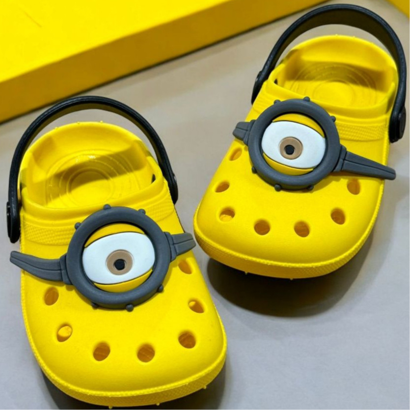 Babuche Infantil Menino Leve Confortável e Antiderrapante Personagem Amarelo