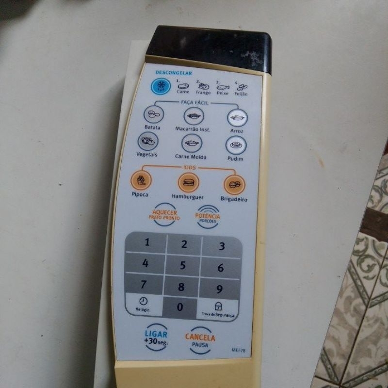 placa display micro-ondas Electrolux/C membrana boa (MEF28)127V( Usado)