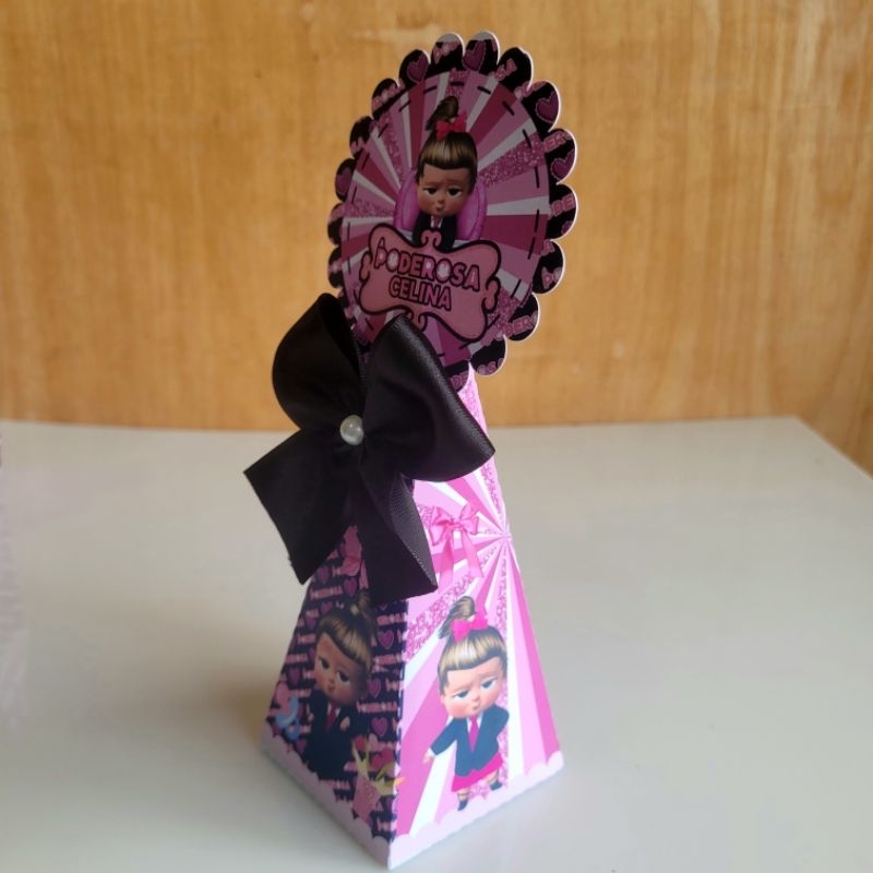 caixa cone personalizada tema A Poderosa Chefinha,lembrancinha de mesa de aniversario infantil de menina preto e rosa
