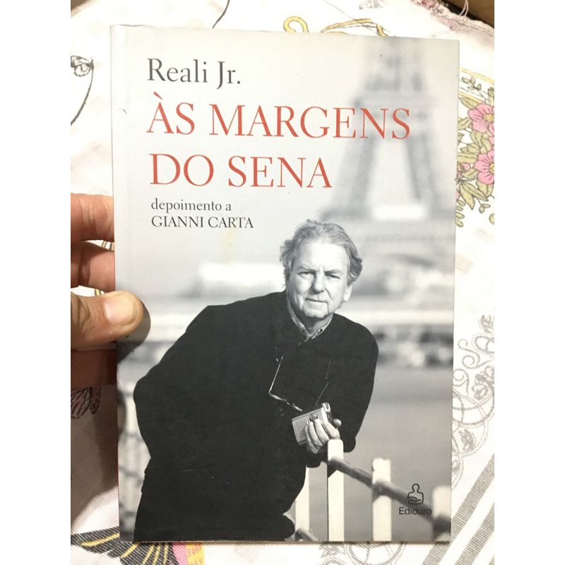 livro as márgens do Sena -Reali Jr