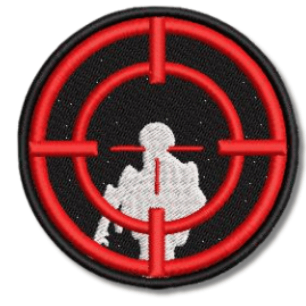 Patch Bordado NA MIRA - 6X6cm Ideal para Mochila militar ou mochila de academia Velcro, termocolante ou sem aplique