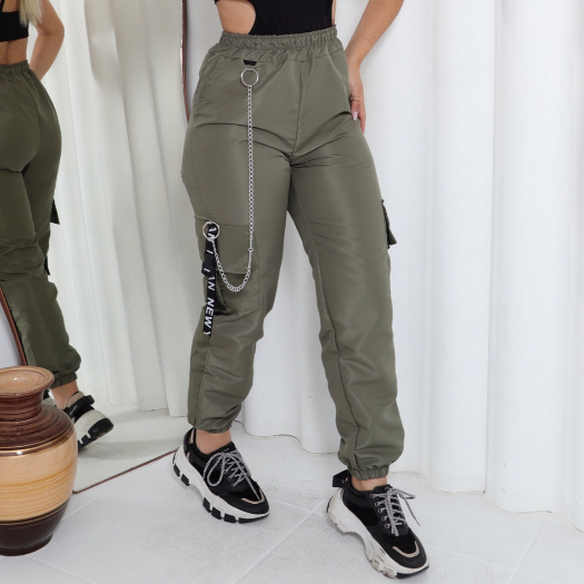 Calça feminina Jogger Cargo Tactel Unissex com corrente e bolsos laterais lançamento
