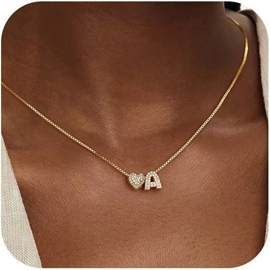Colar Feminino com Letra Inicial A-Z e Pingente de Coração Cravejado em Zircônia Banhado a Ouro 18k e Prata 925 em Oferta na Shopee