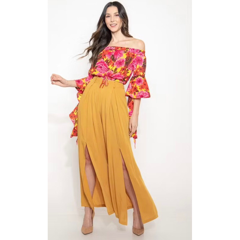 Cropped Maria Ciganinha Manga babado 3/4 floral ajustável com elástico