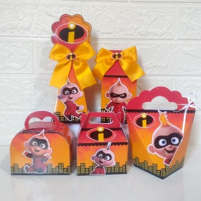 kit clássico de caixinhas personalizada para lembrancinhas de festa de aniversário,tema Bebê incrível,leia a descrição
