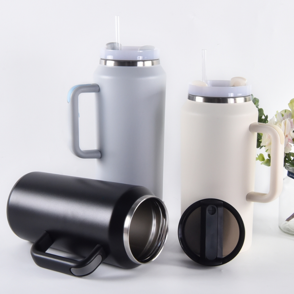 Caneca Térmica Colorida 1800ml com Alça, Tampa e Canudo – Bebidas Frias e Quentes