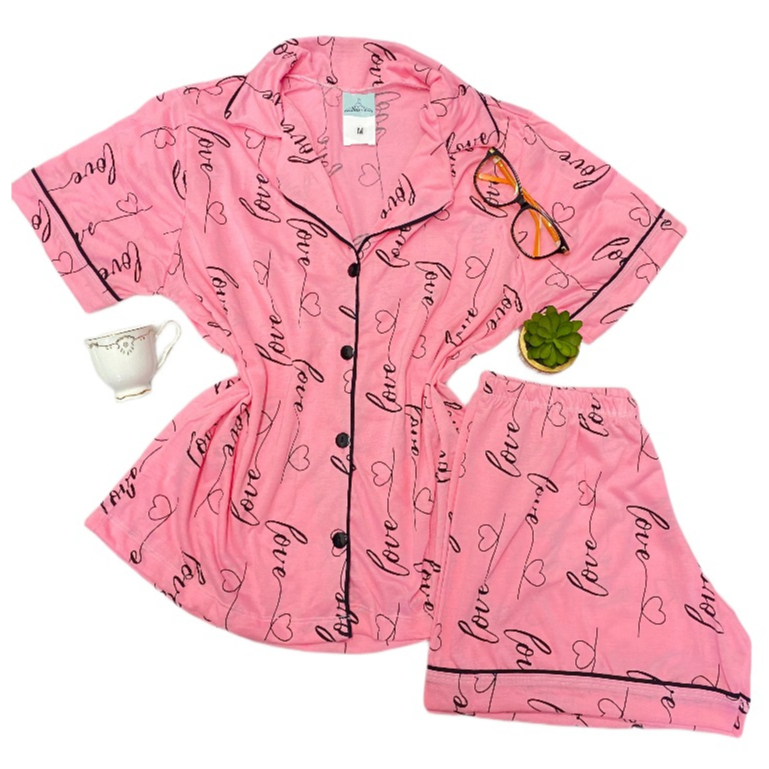 Pijama americano Feminino Short Doll  blogueira com abertura e botões estampas variadas malha em Oferta na Shopee
