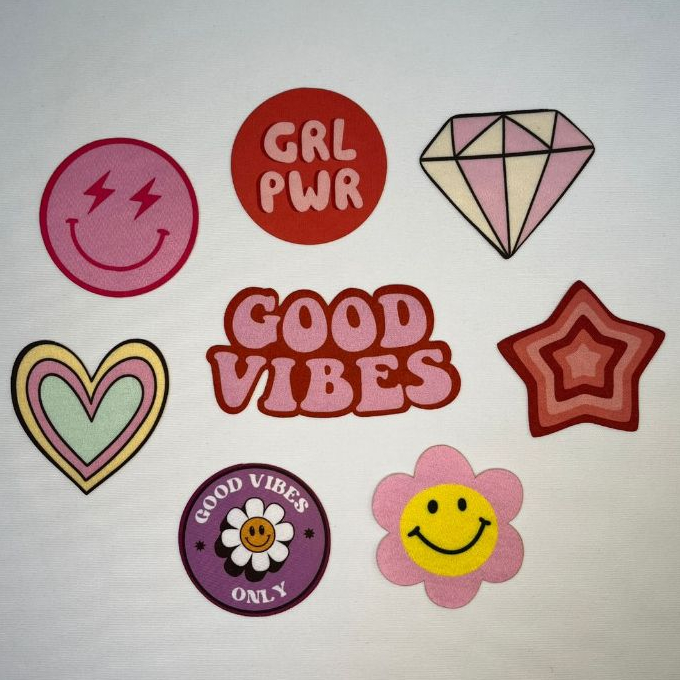 Meninas Etiquetas  - Aplique Termocolante Para Tecido - Kit com 08 unidades