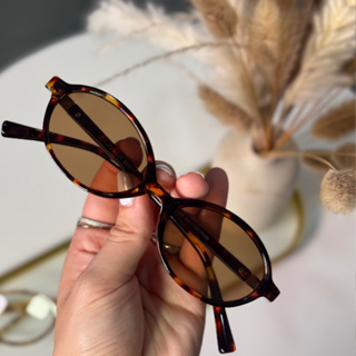 Óculos de Sol Vintage Leopardo Miu Feminino Com Case Armação Aro Oval Luxo Moda Proteção UV400 em Oferta na Shopee