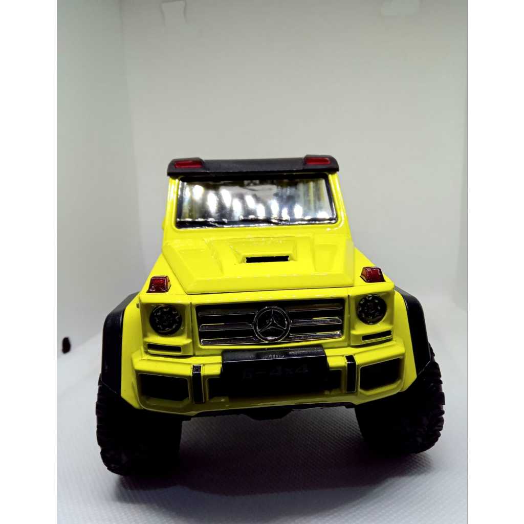 Miniatura Mercedes Brabus G550 Off-Road 1:24 metal Diecast colecionável
