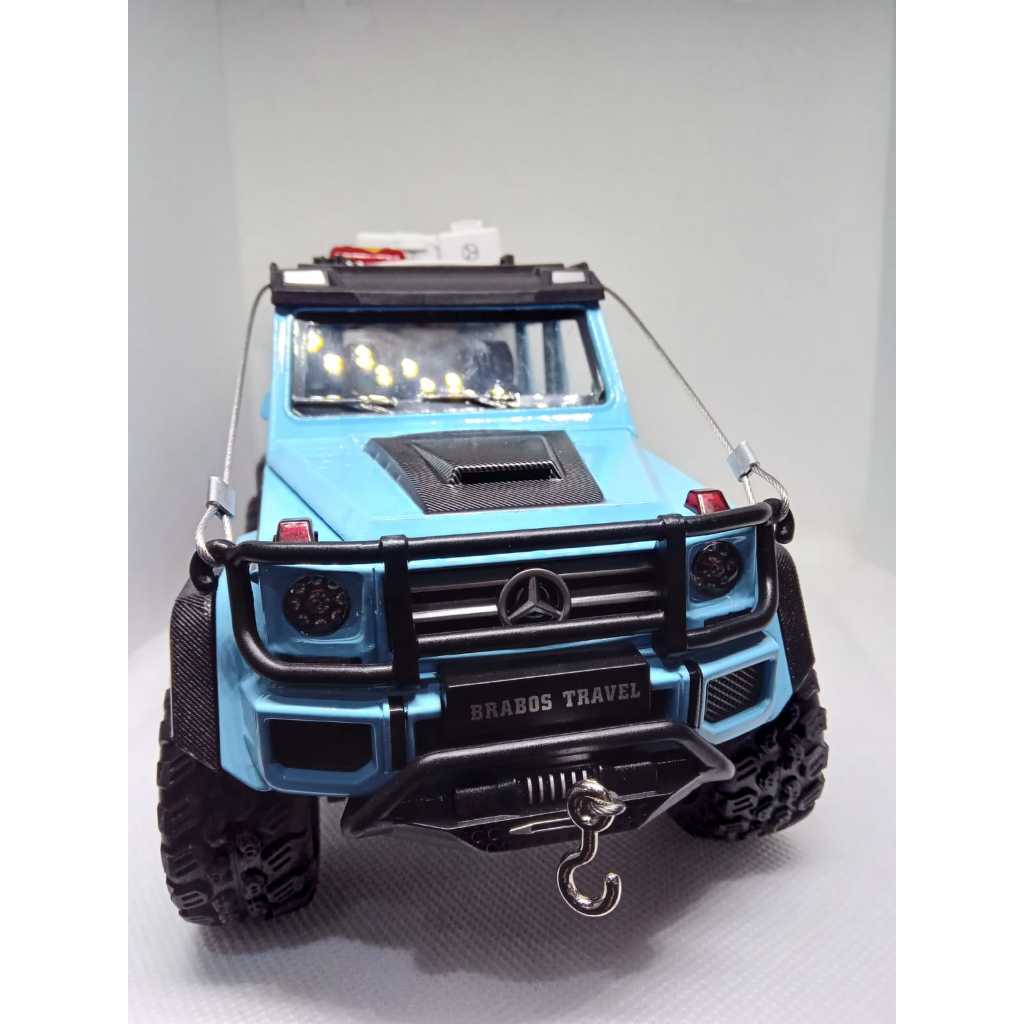 Miniatura Mercedes Brabus G550 Off-Road 1:24 metal Diecast colecionável