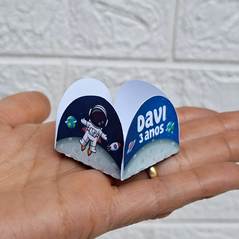 Forminha de doce personalizada Astronauta/ forminha para brigadeiro/ festa / aniversário