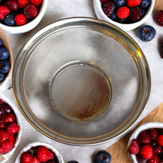 Peneiras Escorredores de Alimentos Utensílios de Cozinha Prática - Grande PRATA INOX em Oferta na Shopee