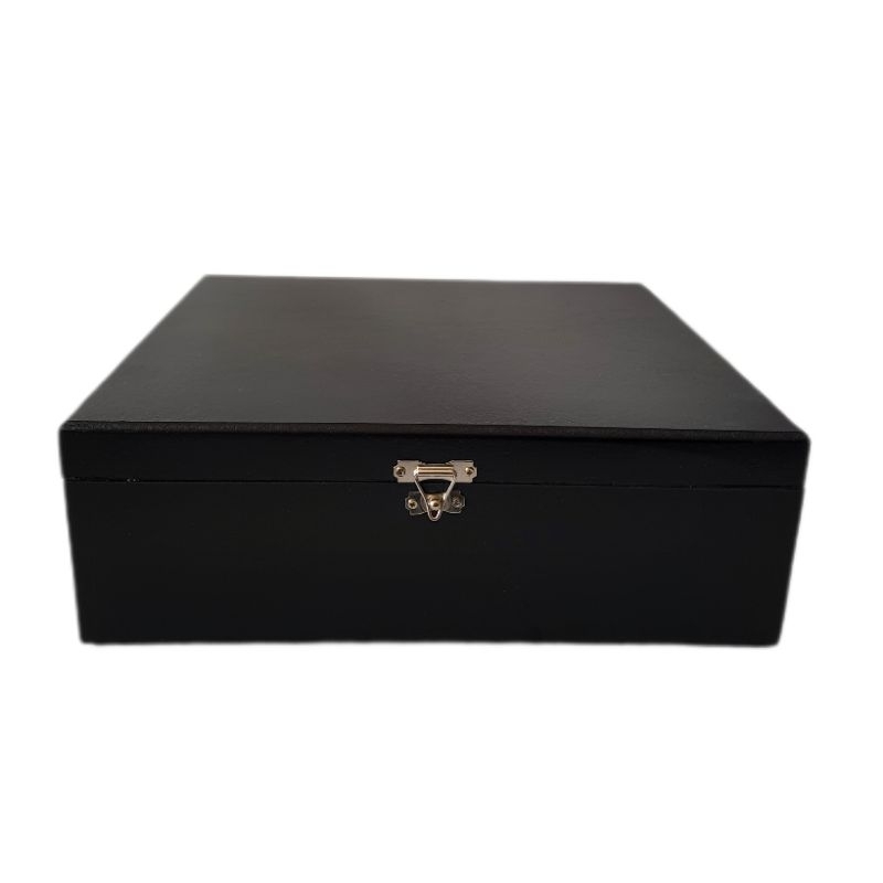 CAIXA 30X25X10 PINTADA COM DOBRADICAS E FECHO