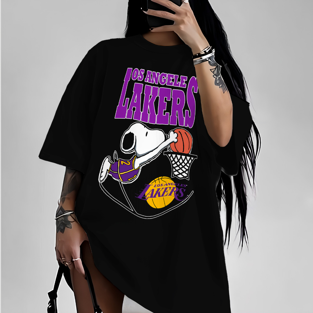 Camiseta Feminina Basica Ou Oversized Snoopy Cartoon Basquete Jogo Amaricano Los Angeles
