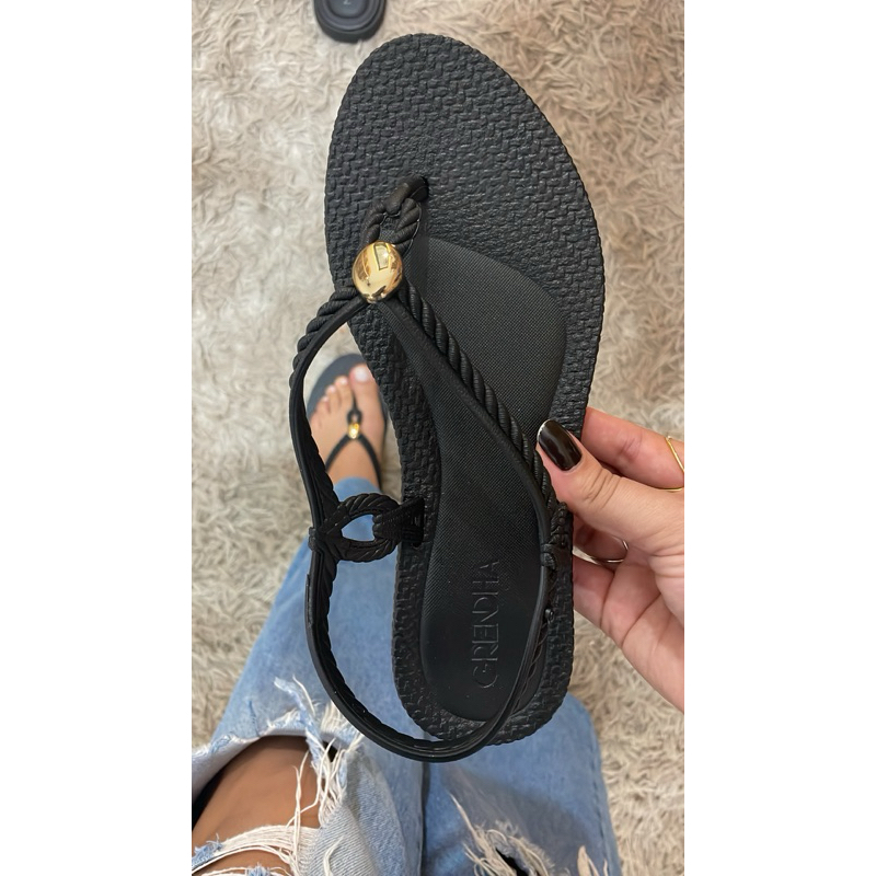 rasteirinha feminina grendha dedo preta