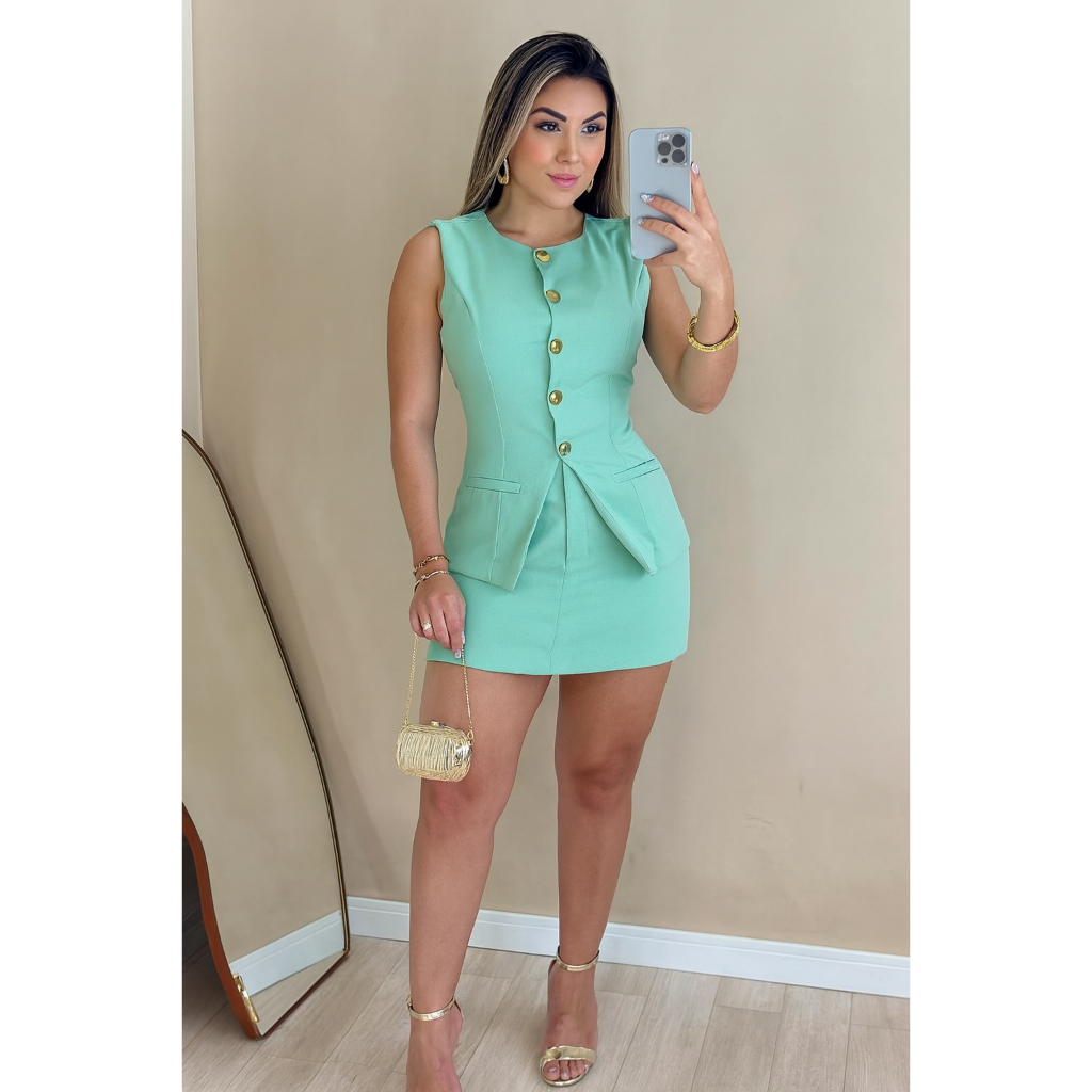 Conjunto Feminino de Alfaiataria com Colete e Short-Saia Elegante — foto 5