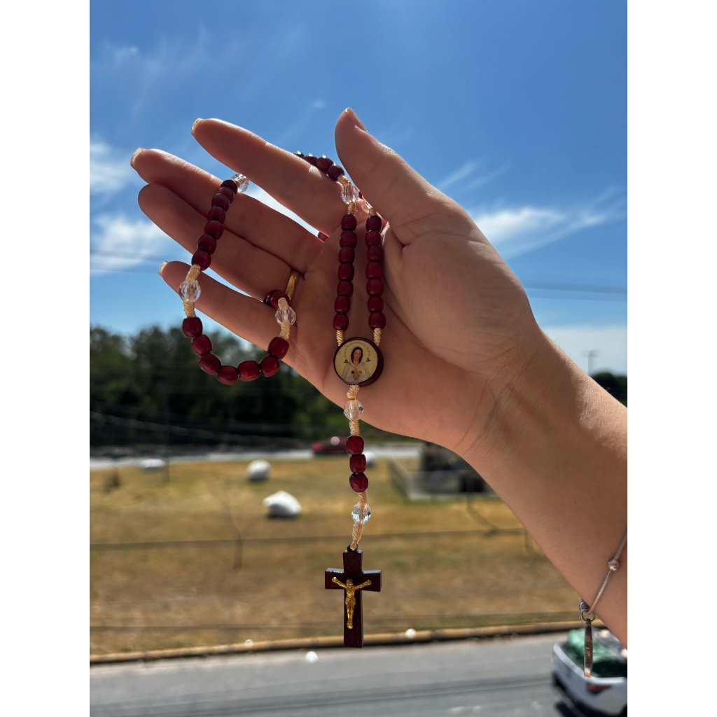 Terço das Lágrimas de Sangue de Maria Rosa Mística com Medalha e Crucifixo