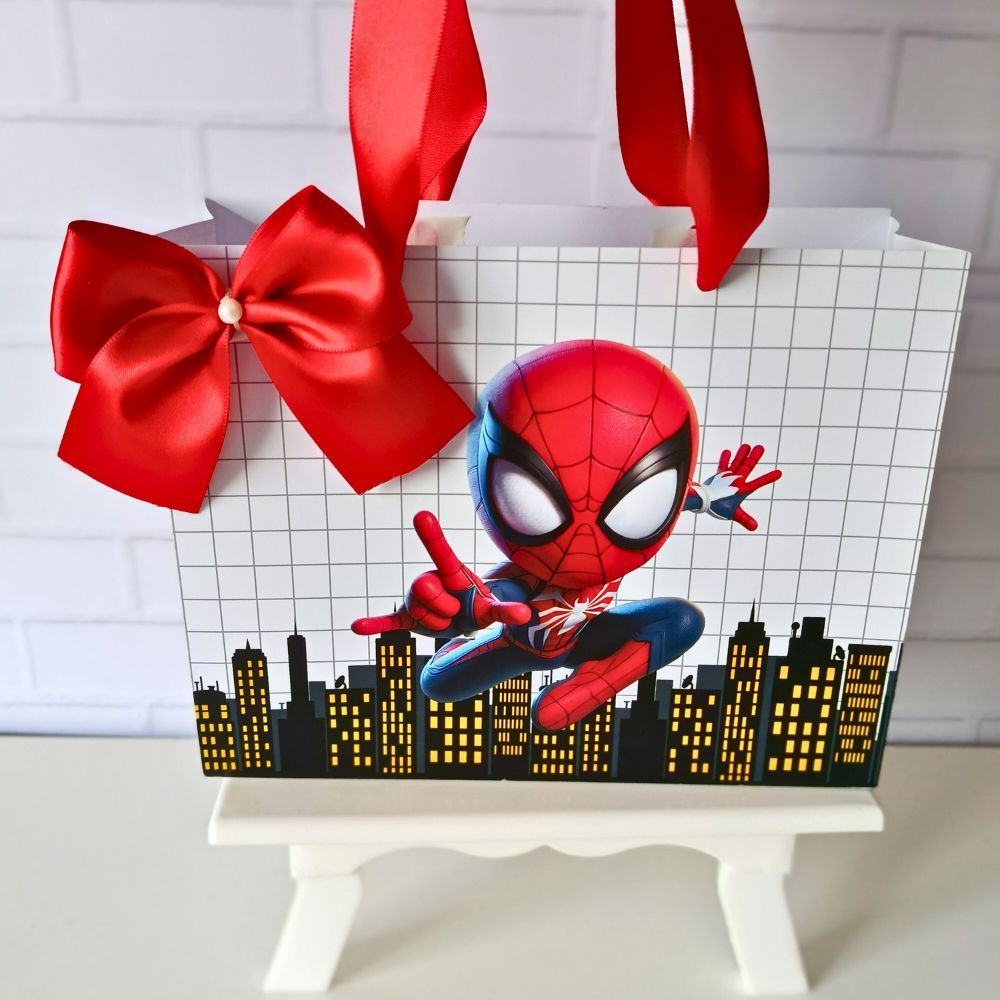 Sacola M 20x15 Personalizada Héroi Aranha Cute  Lembrancinha infantil com Alça e Laço de Cetim