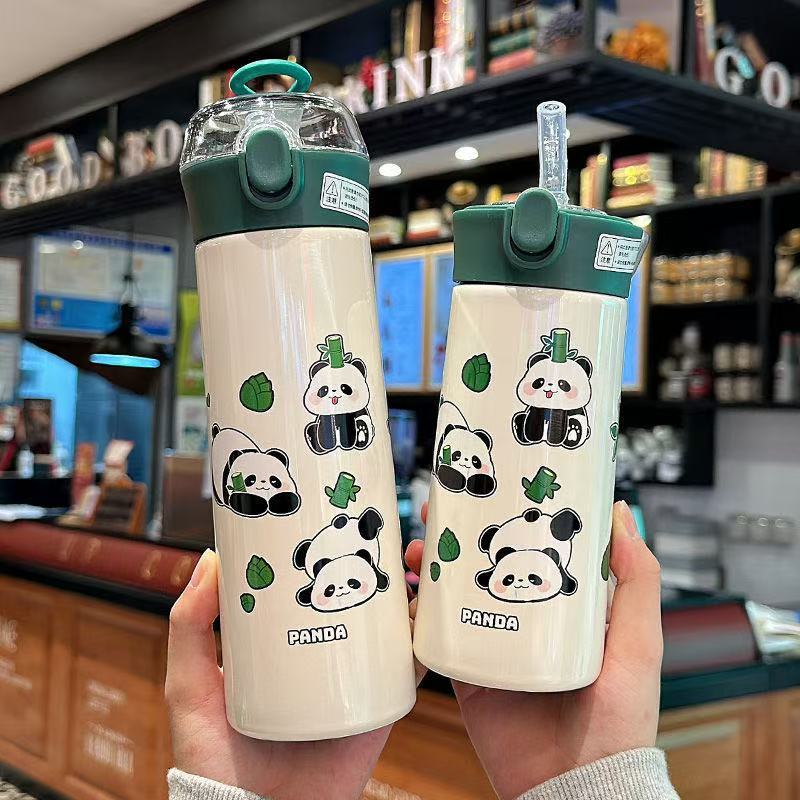 Garrafa Térmica Com Canudo Estampa Panda Aço Inox 380ml em Oferta na Shopee