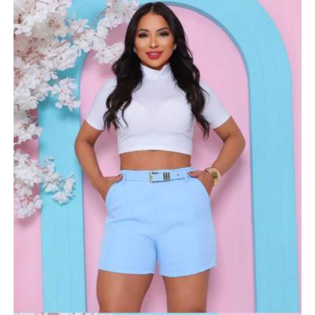Shorts Alfaiataria , modelo super confortável, versátil e elegante, com bolsos e zíper.