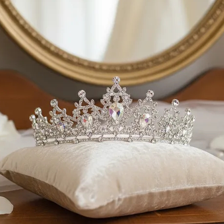 Coroas 15 Anos: Guia Completo e Onde Comprar | BuscaProdutos