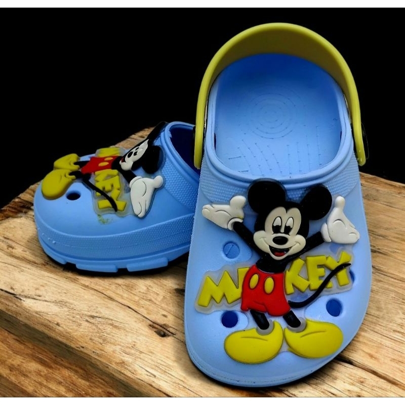Babuche sandália unissex confortável infantil personagens em Oferta na Shopee