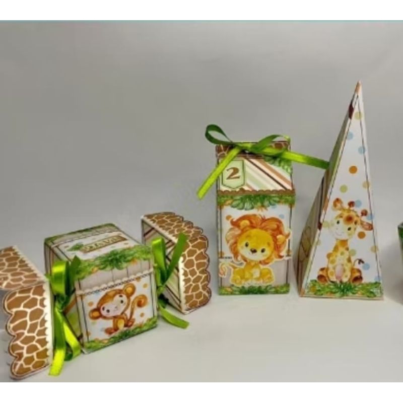 Kit Festa 30 itens Caixinhas Personalizadas no Tema da sua Festa/Aniversário - Lembrancinha - Qualquer Tema