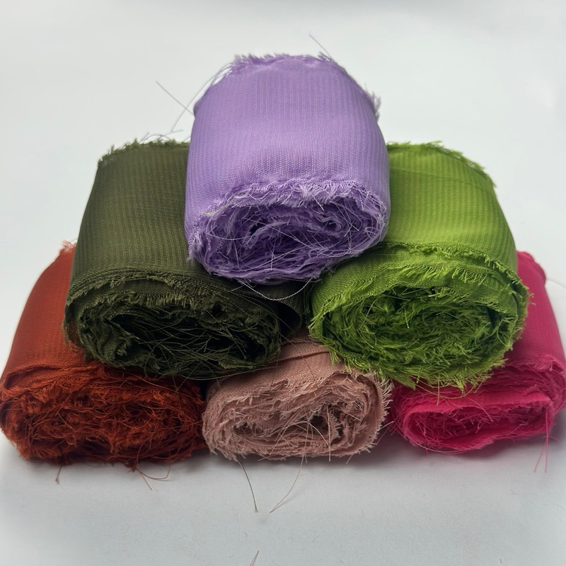 FITA LAÇO RÚSTICA CHIFFON DE SEDA ARTESANATO, CONVITE, CASAMENTO, CAIXA DE PADRINHOS E DAMA NOIV NIVER DECORAÇÃO 4cmLARg em Oferta na Shopee