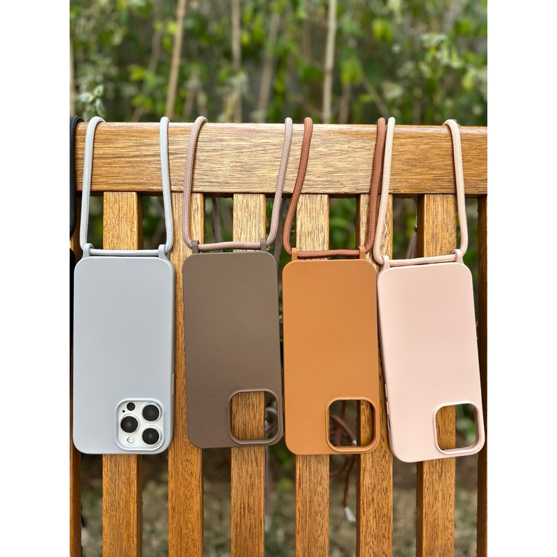 Case Capa com alça de regulagem para iPhone aveludada por dentro iPhone 11,12,13,14,15,16 Pro Max em Oferta na Shopee