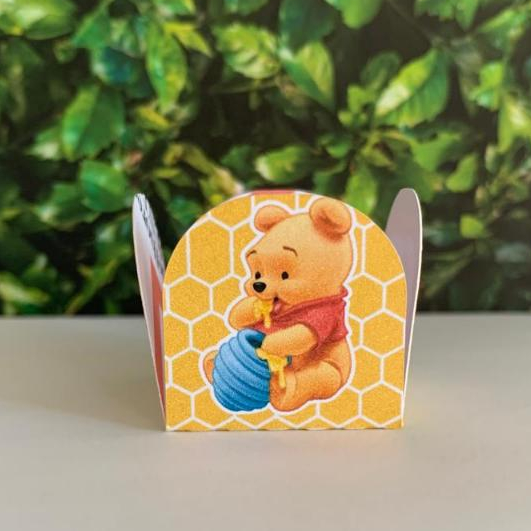 Forminha de doce brigadeiro Personalizada Ursinho Pooh - 4 pétalas Festa de aniversário Lembrancinha