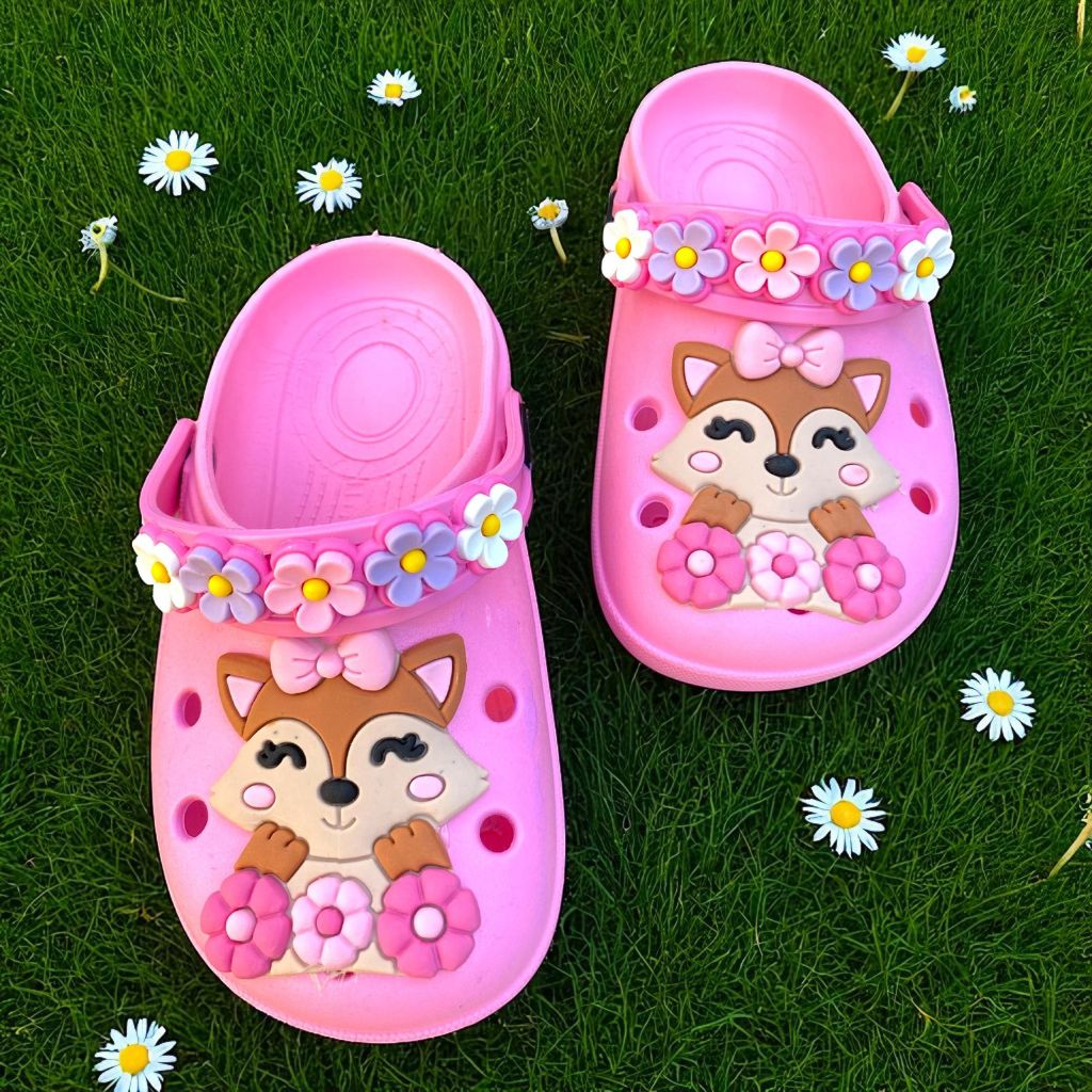 Sandália Babuche Infantil Raposinha Encantadora, leve, confortável, antiderrapante e com design divertido e fofo. em Oferta na Shopee