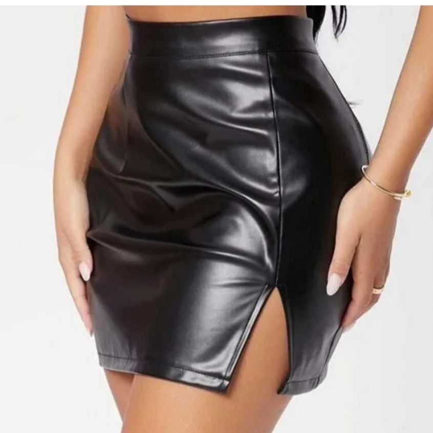 Saia Feminino Couro sintetico com Fenda lateral moda gringa  Saia Mini Elegante com Cintura Alta em Oferta na Shopee