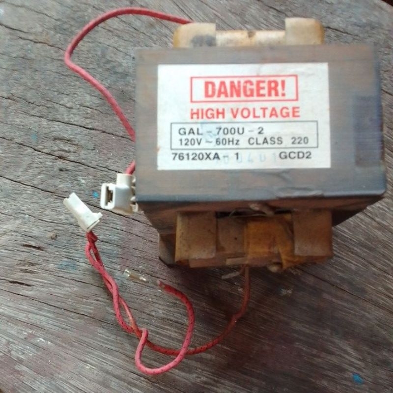 Transformador para microondas GAL 700U-2 GCD2 110v usado excelente