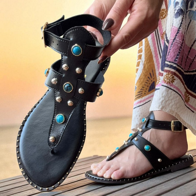 Sandália Rasteirinha Feminina Gladiadora com Pedrarias Turquesa Confortável Verão Tendência 2025