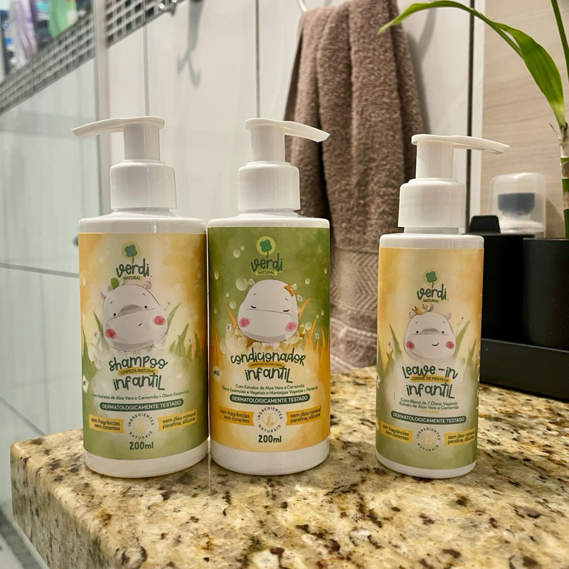SHAMPOO, CONDICIONADOR E LEAVE-IN INFANTIL - ideal para cabelos cacheados em Oferta na Shopee