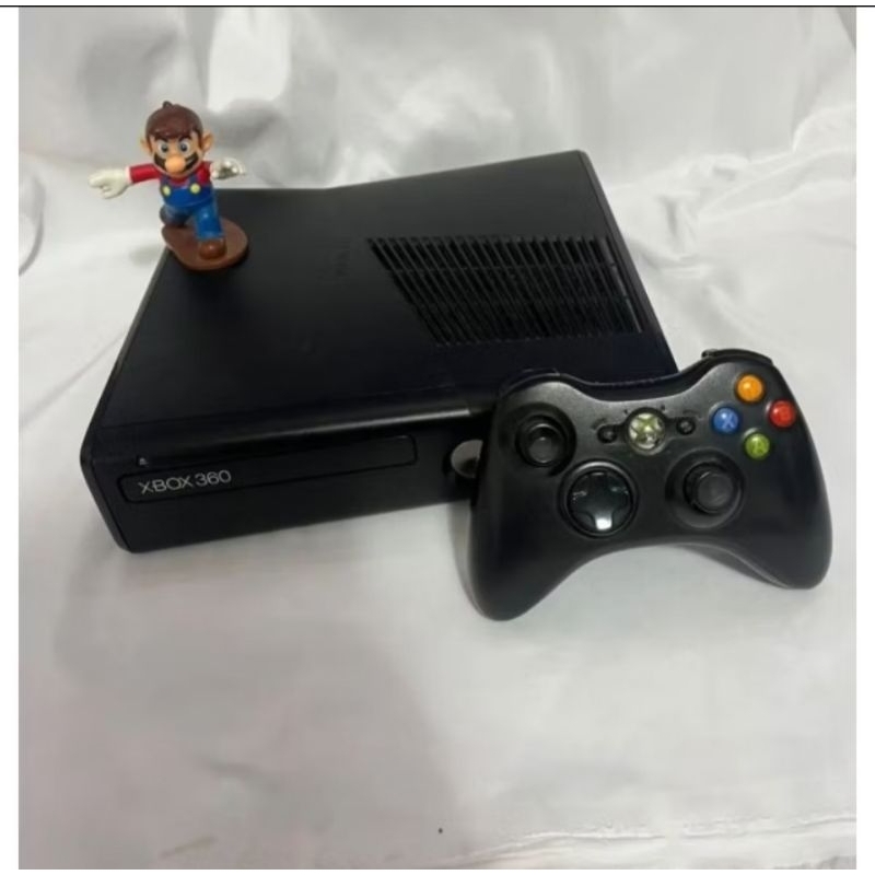 Xbox 360 Slim/Super Slim Desbloqueado LTU 3.0 | 4GB | 1 Controle