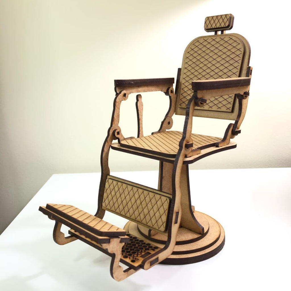 Miniatura de Cadeira de Barbeiro em MDF – Corte a Laser | Decoração ou Suporte Personalizado (Pix/Cartão)
