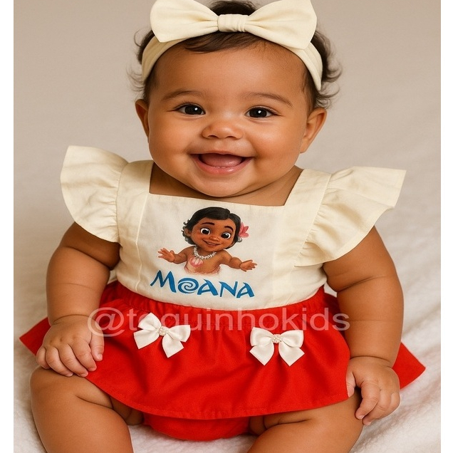 Jardineira romper Bebê menina Moana mêsversario ensaio fotográfico de bebê em Oferta na Shopee