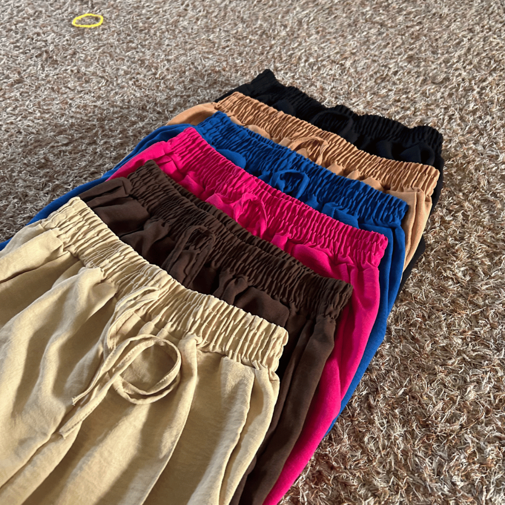 Calça Wide leg Pantalona Tecido Duna Feminina Cintura Alta Flare Com Bolso Folgadinha De Cordinha